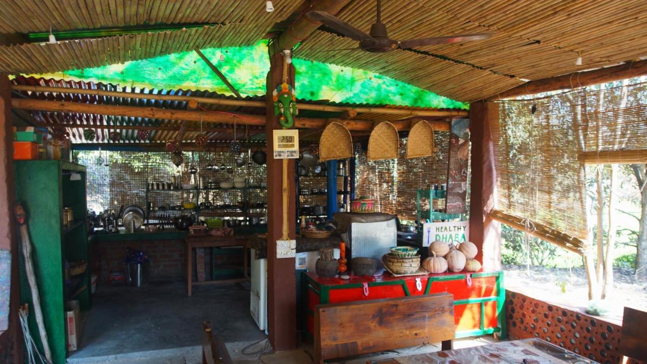 Hobo Huts By The Riverside Panuānaula Exterior photo